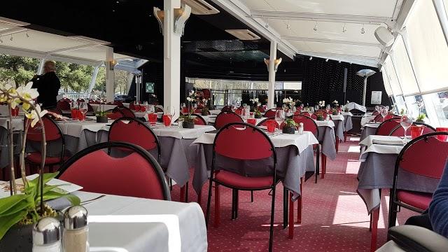 Bateau Restaurant Le Libellule Annecy