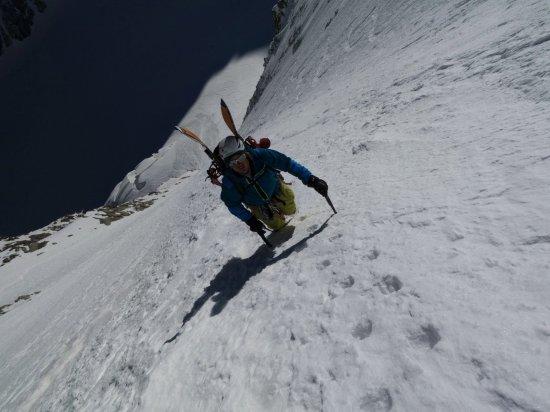 Peakpowder Guides
