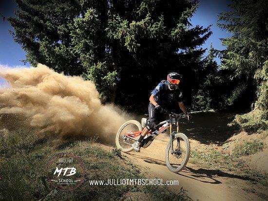 Julliot MTB School